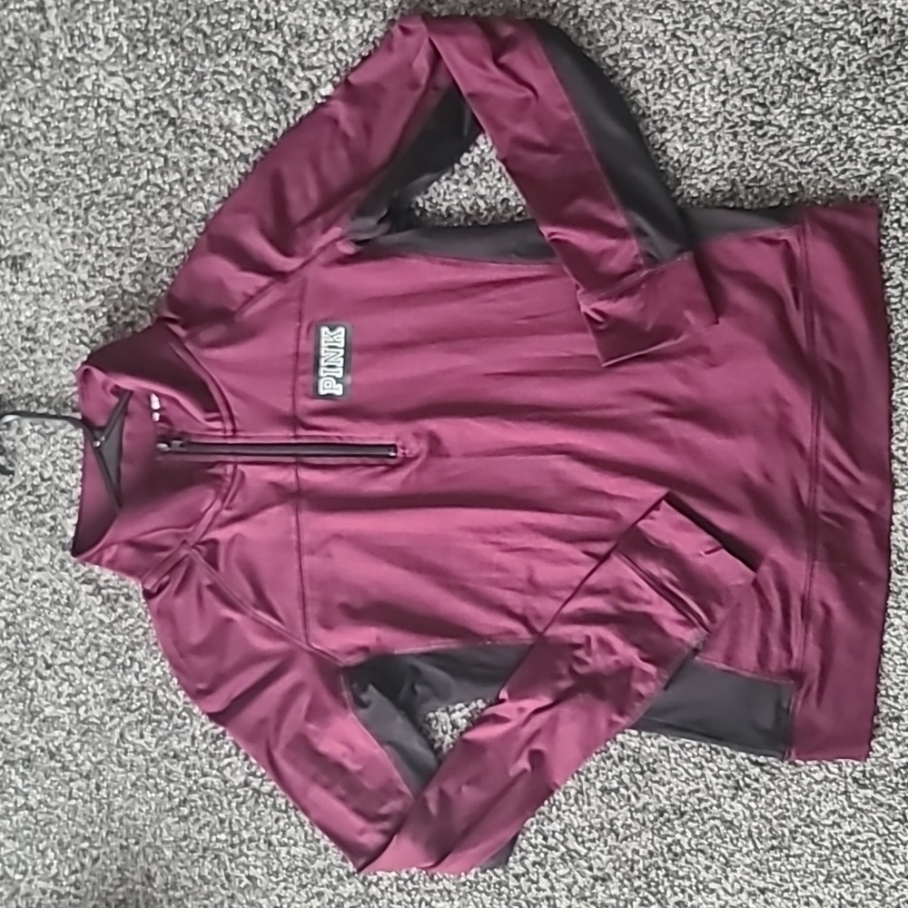 VS PINK ULTIMATE sz M half zip athletic top